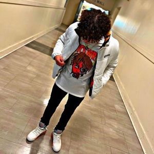 Meet your Posher, Thomas